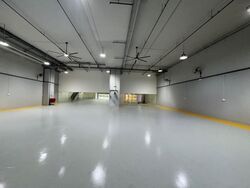 Carros Centre (D25), Factory #630592981